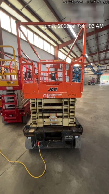 2025 JLG ES3246