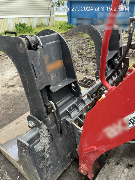 2021 PALADIN 76" Scrap Grapple Bucket - Paladin