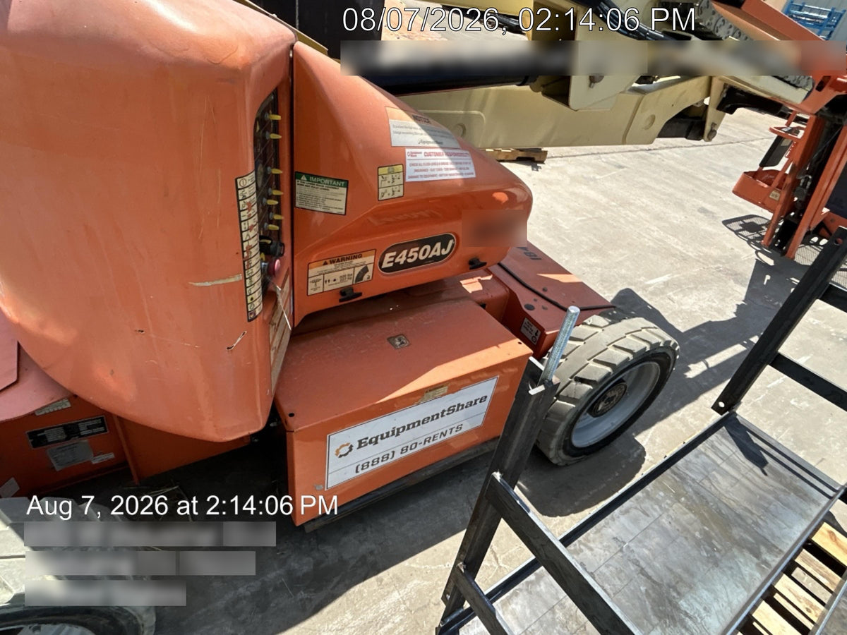 2019 JLG E450AJ