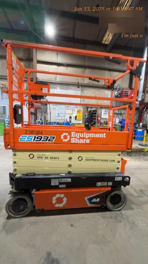 2022 JLG ES1932