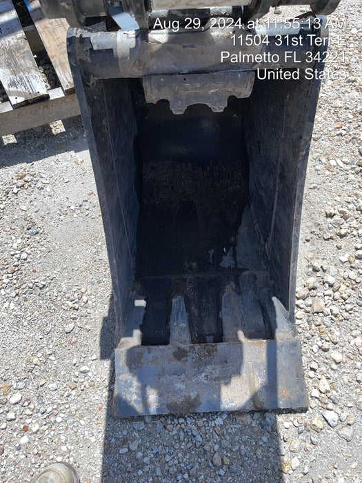 2024 SOLESBEE 18" Bucket - Solesbee