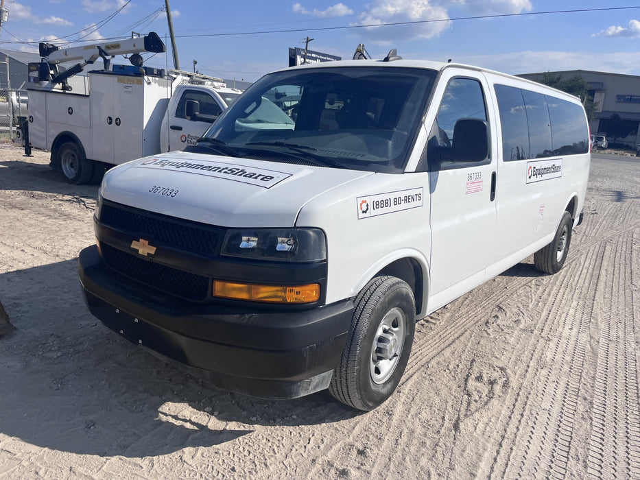 2023 CHEVROLET Express Van - Rental