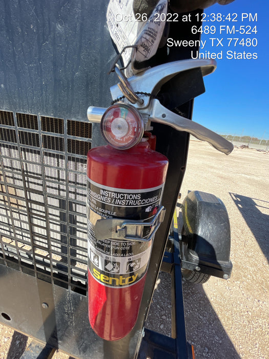 2019 Lincoln Electric Vantage 322 Welder Ready-Pak 3, Two wheel trailer, Fender and Light kit, Cable Rack