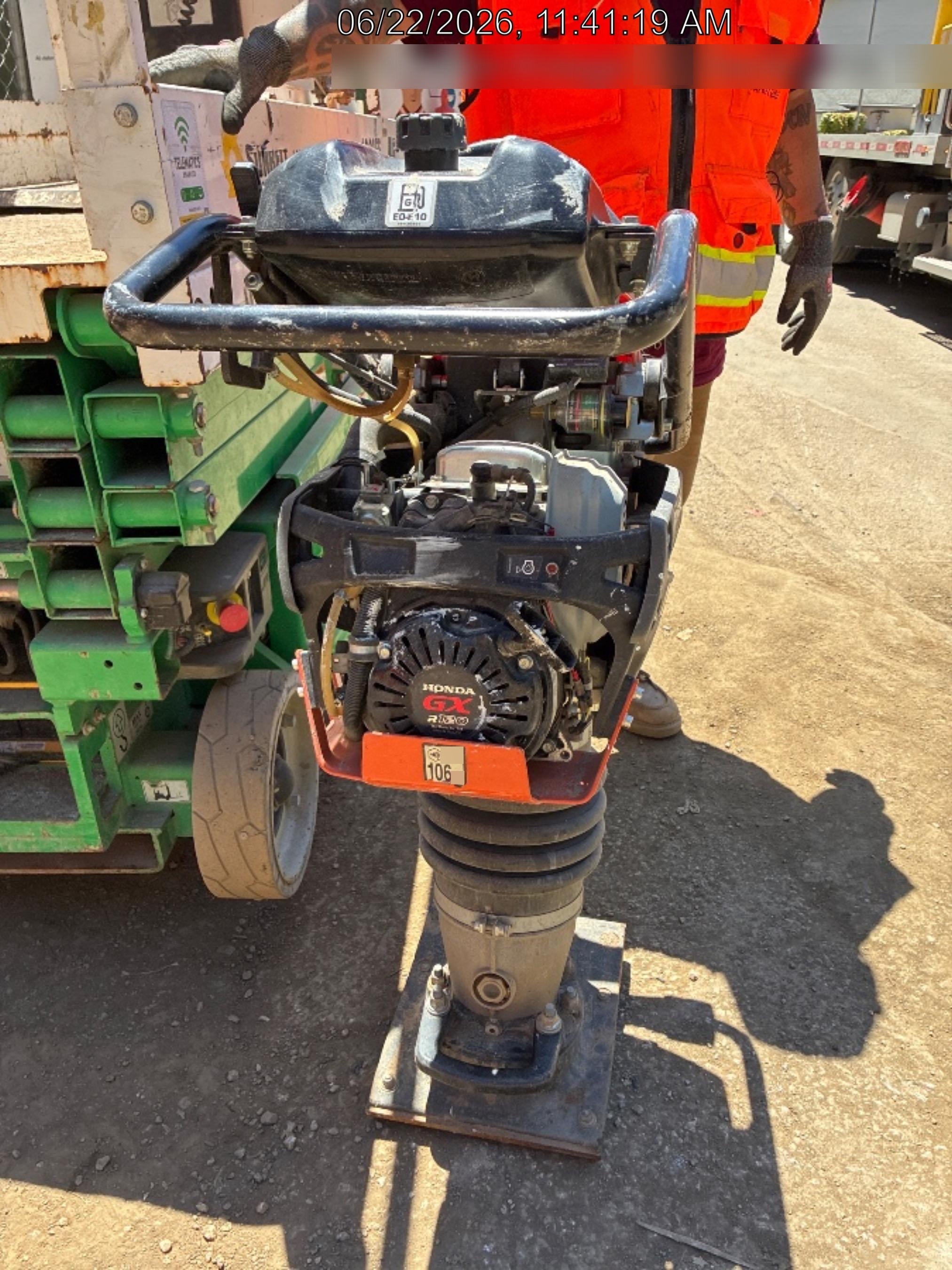 2024 HUSQVARNA LT6005
