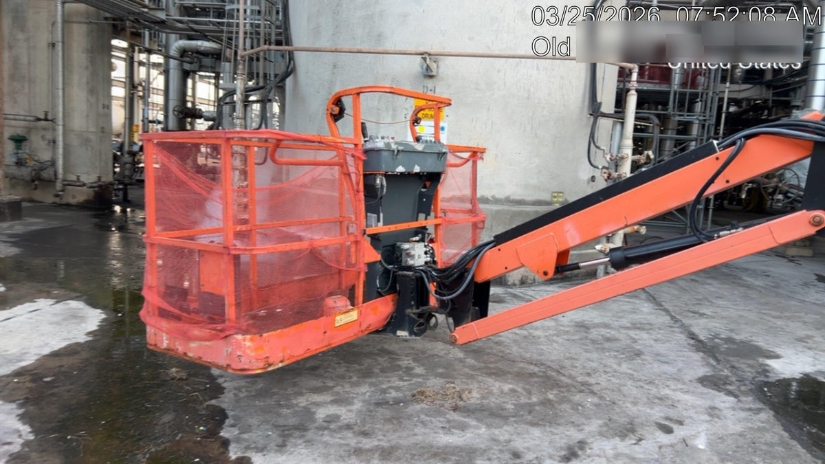2019 JLG 600AJ