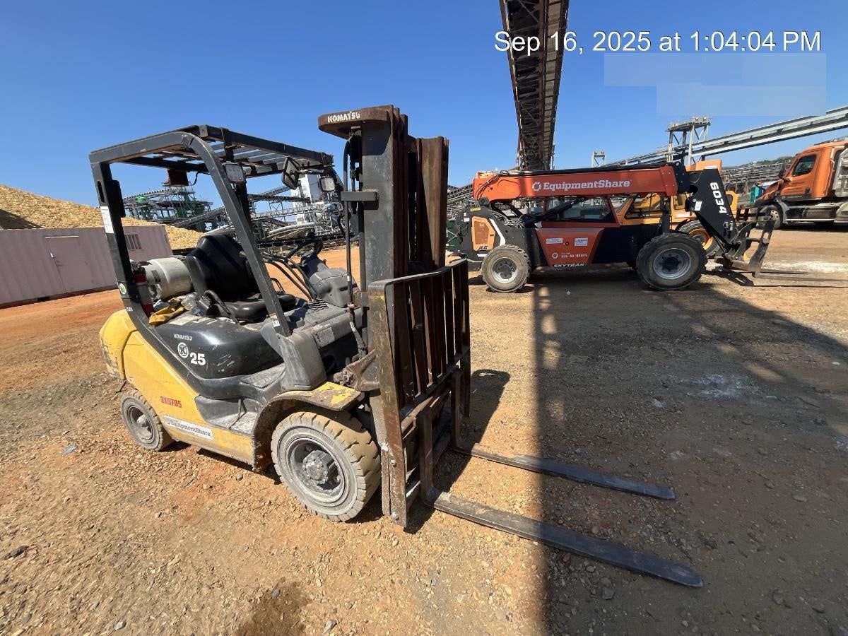 2022 KOMATSU FG25T-16