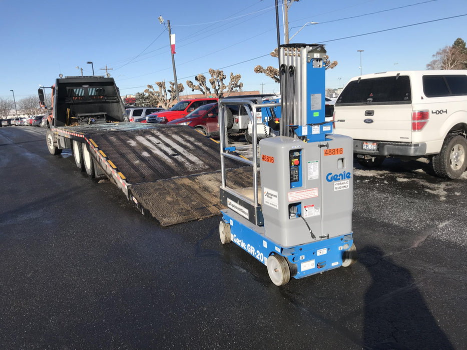 2019 GENIE GR-20
