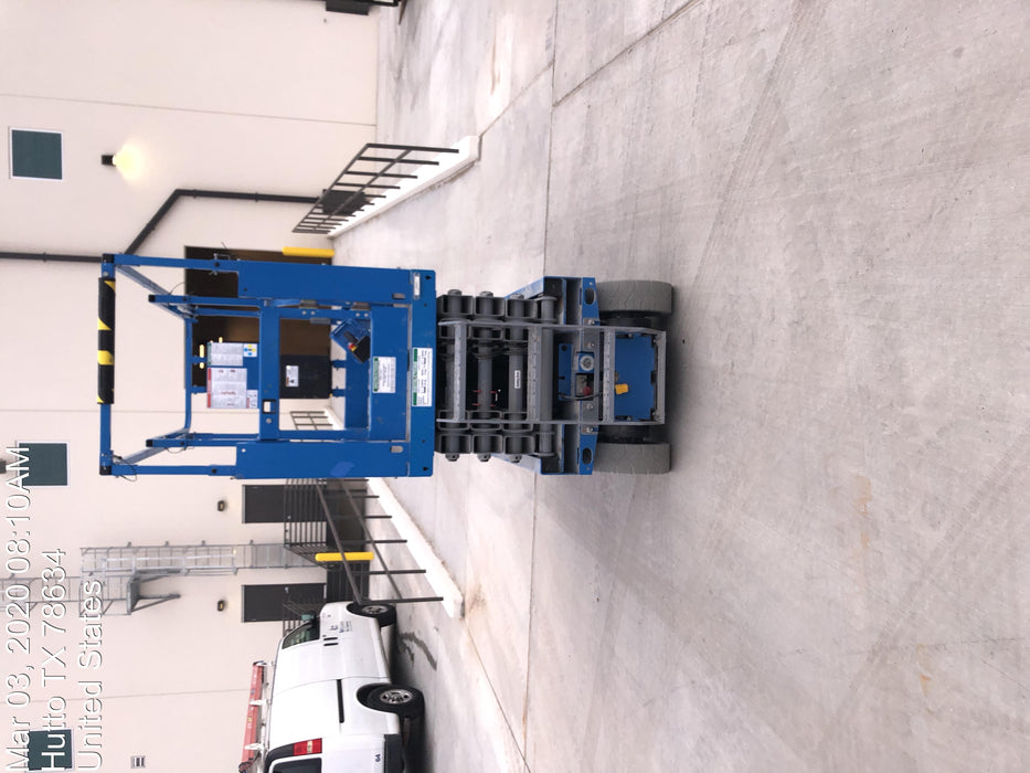 2019 Genie GS-2632 Folding rails with half height swing gate