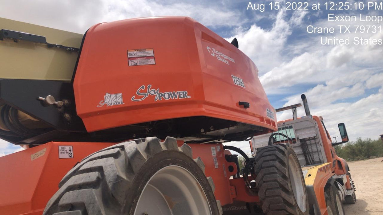 2022 JLG 600S