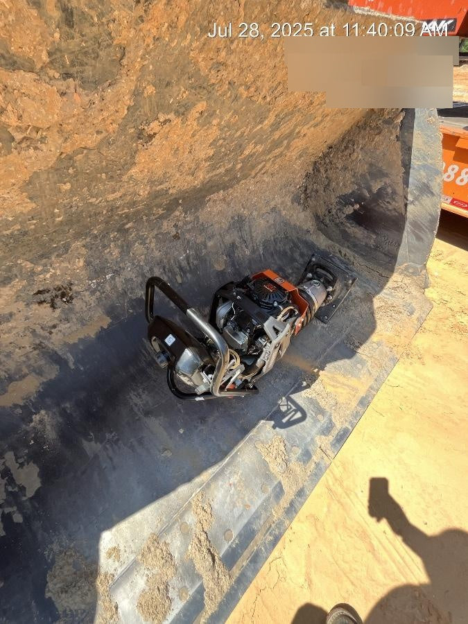 2024 HUSQVARNA LT6005