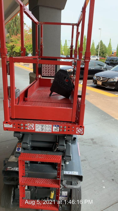 2020 Skyjack SJIII-3219 Solid NM Tires, Half height spring hinged entry gate, Dual Beacons, 800W Inverter