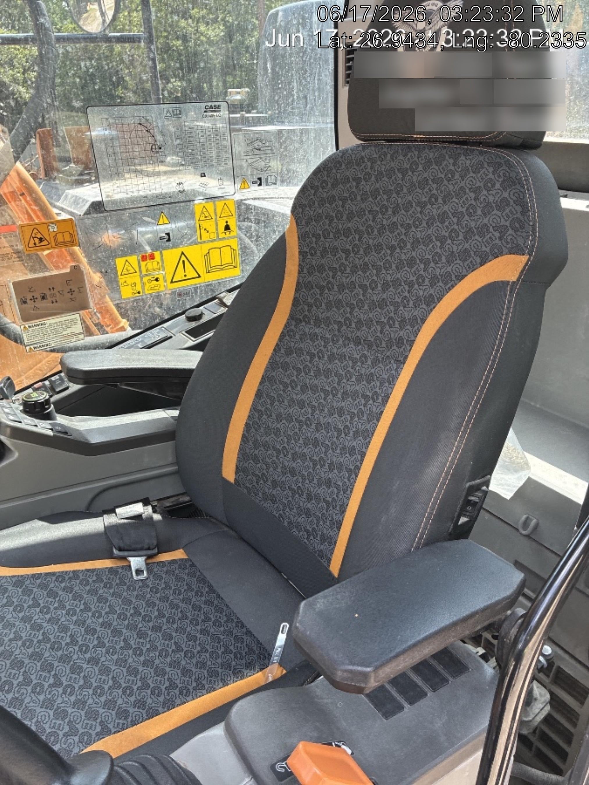 2024 CASE CX140E