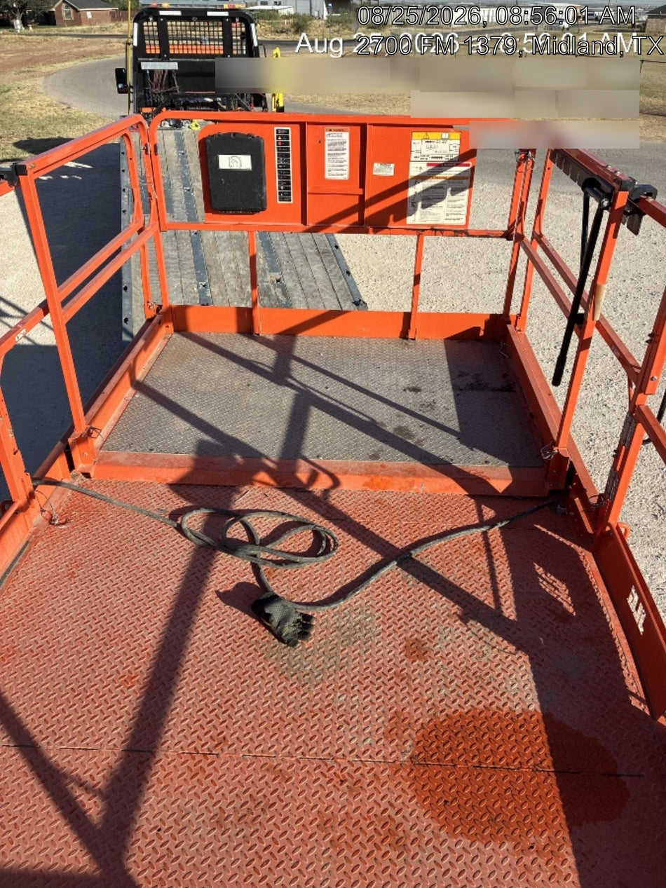 2025 JLG RT4394