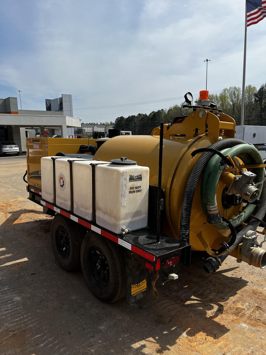 2021 Vac-Tron LP573XDT Kohler Diesel, 500 Gallon Debris Tank w/ Hydraulic Tilt, two (2) 100 Gallon Water Tanks, Low Profile Torsion Axles (12,000 GVWR)