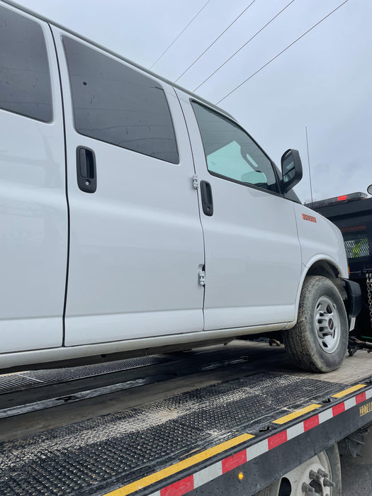 2022 GMC Savana 3500