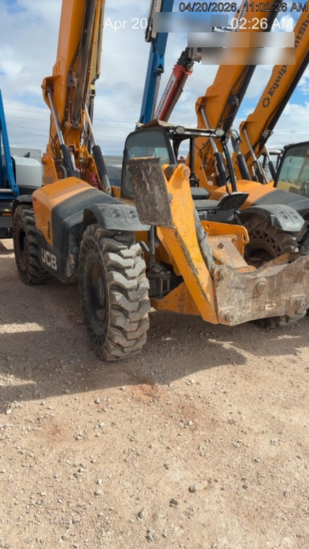 2023 JCB 510-56
