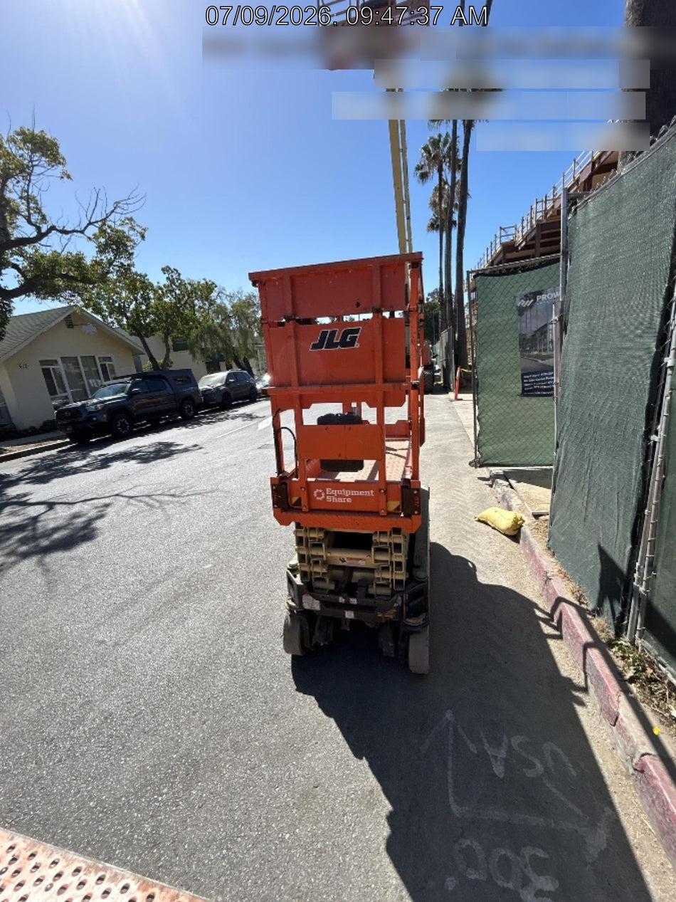 2022 JLG ES1932