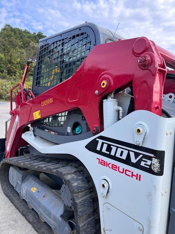 2024 TAKEUCHI TL10V2-CR