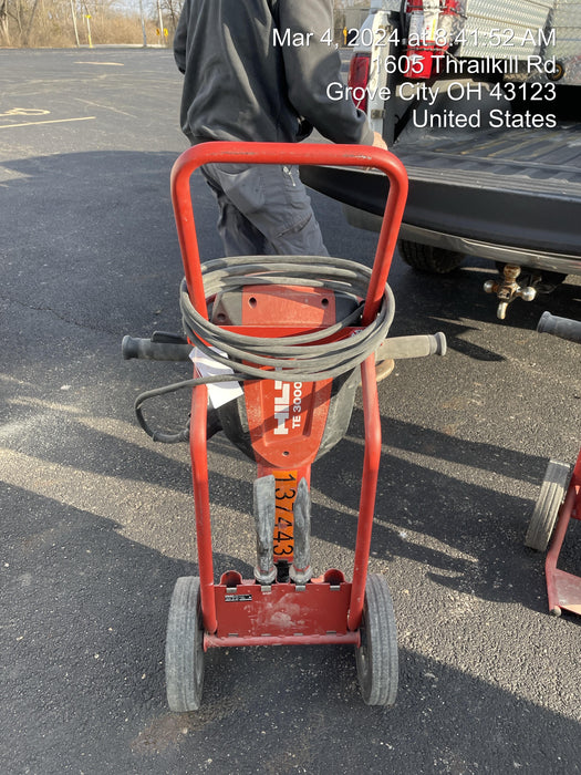 2021 HILTI TE 3000-AVR