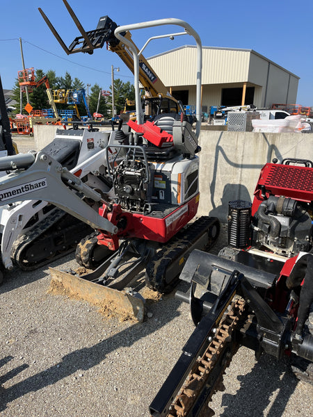 2022 TAKEUCHI TB210R