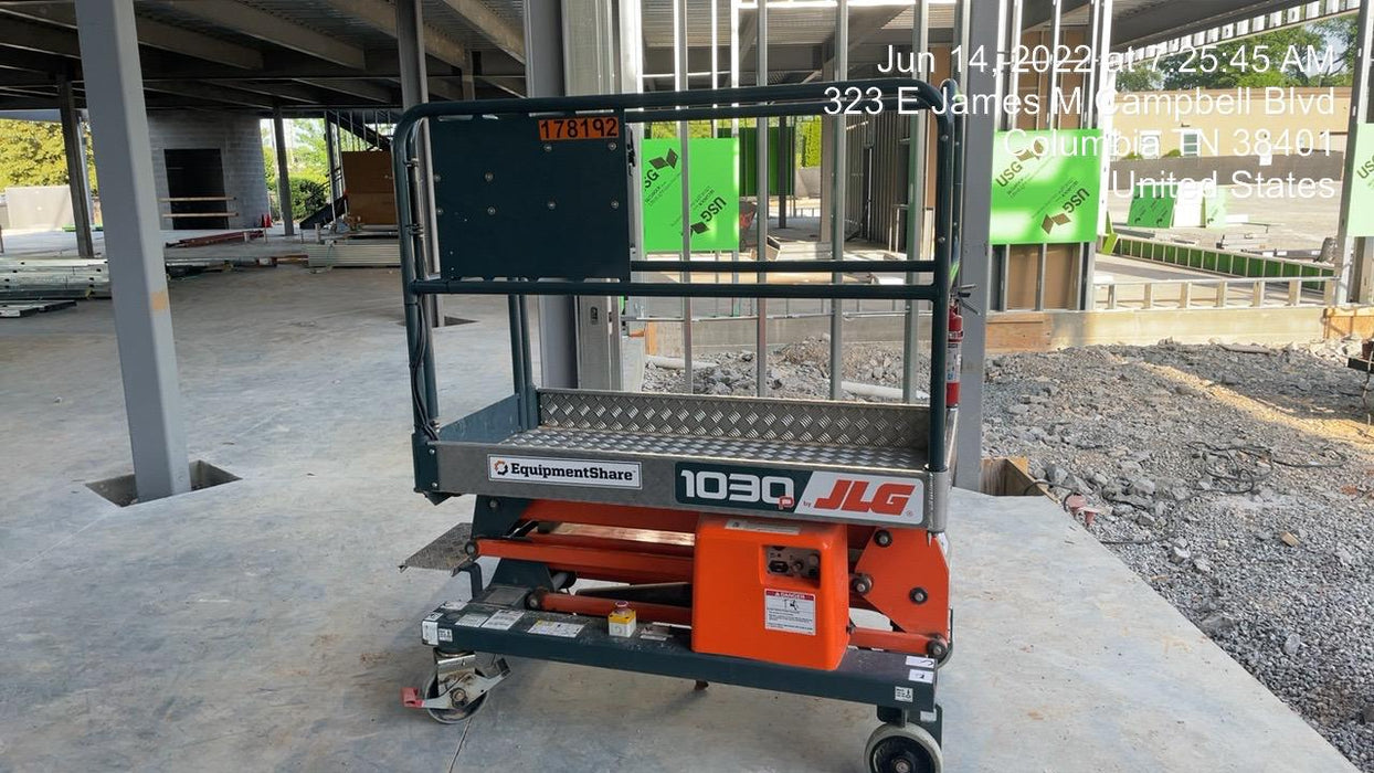 2021 JLG 1030P