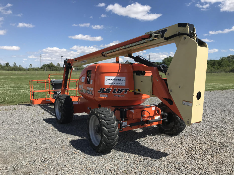 2019 JLG 600AJ