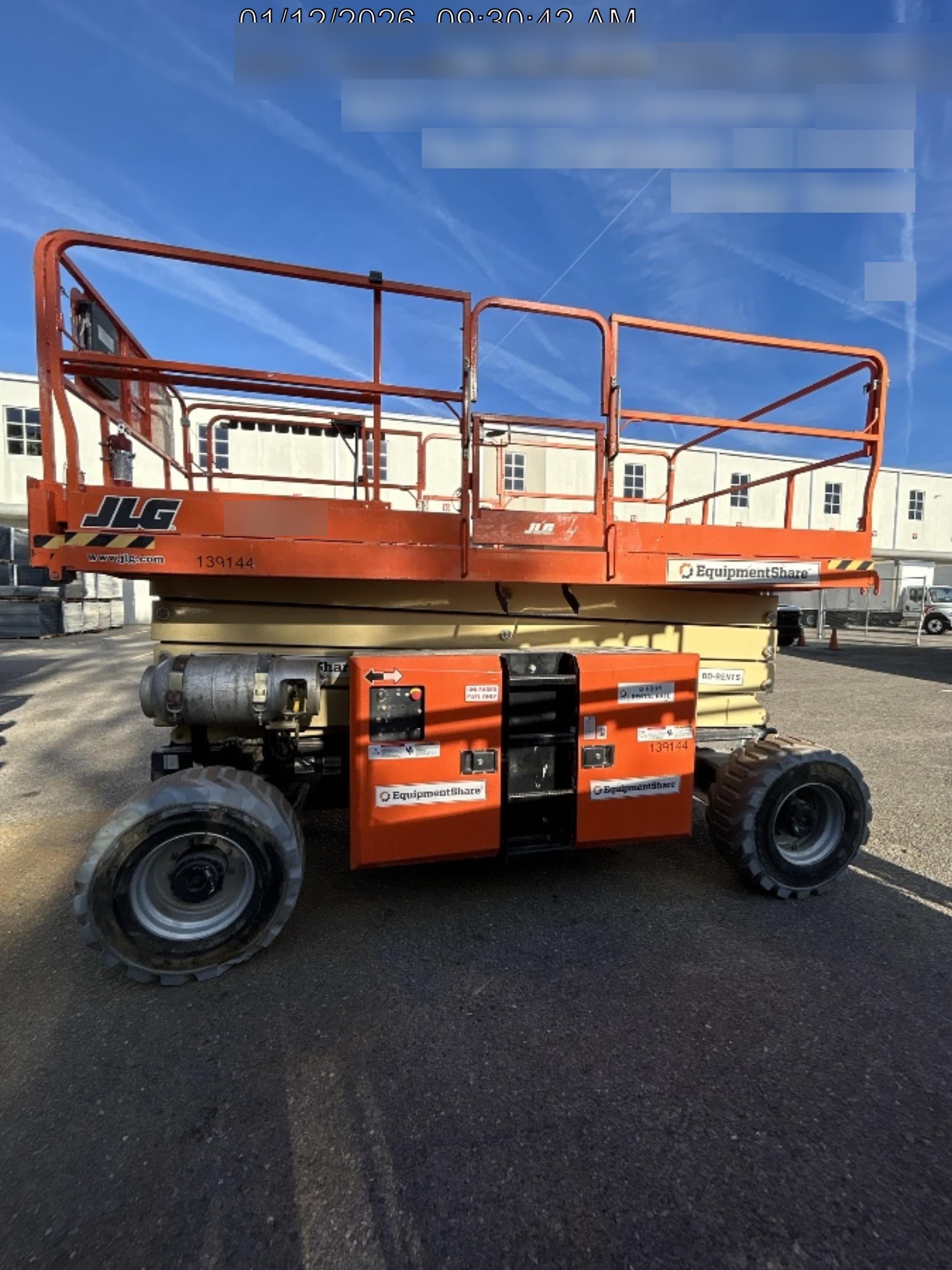2021 JLG 430LRT