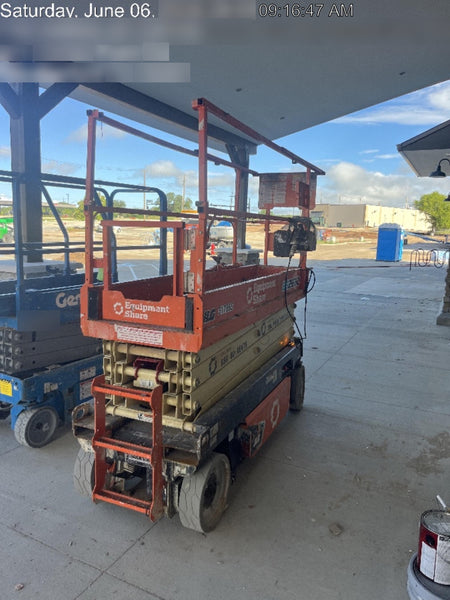 2023 JLG ES2632
