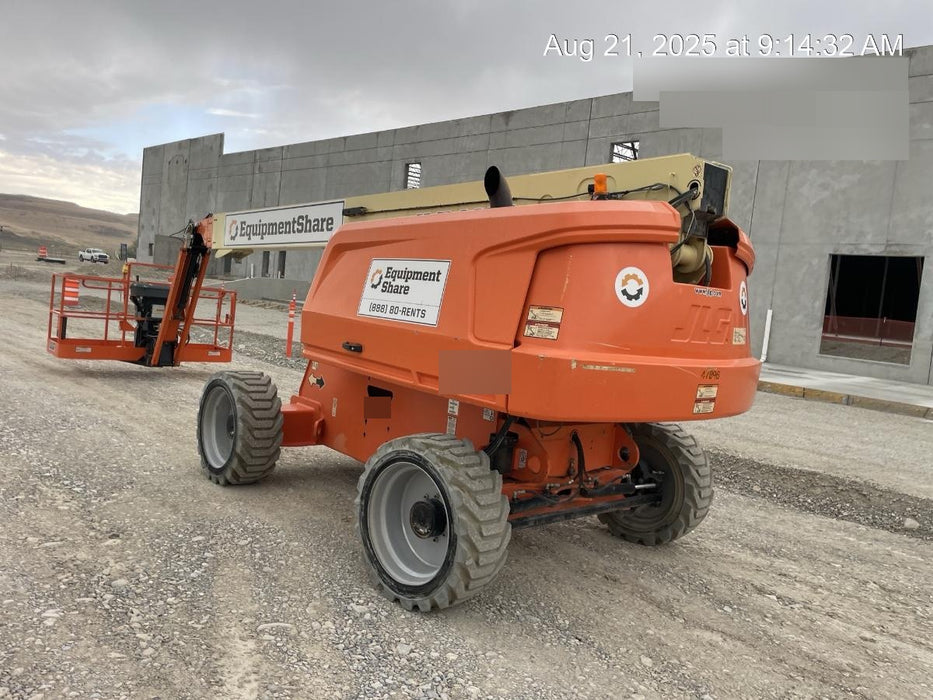 2019 JLG 660SJ