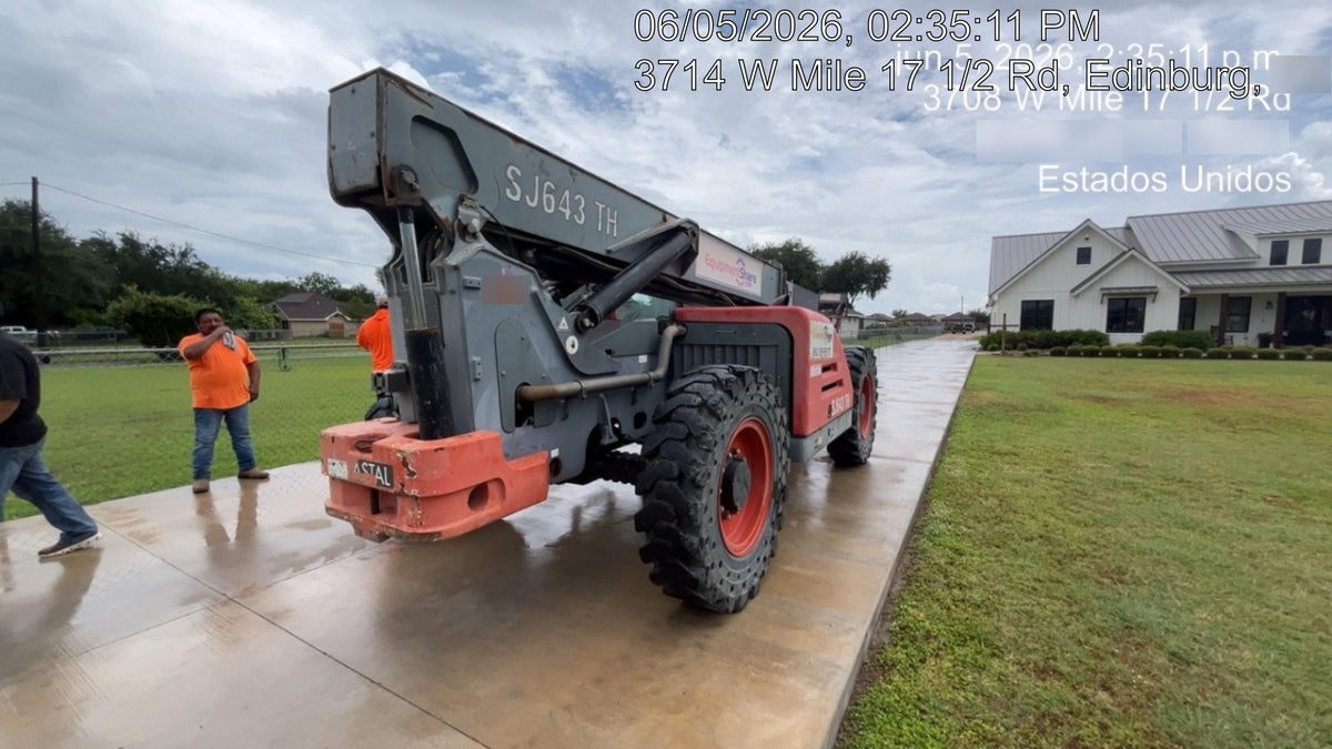2016 Skyjack SJ643 TH 60" Carriage, Solid Tires