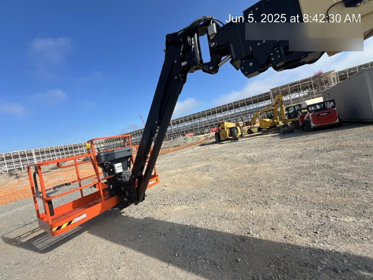 2025 JLG 1200SJP