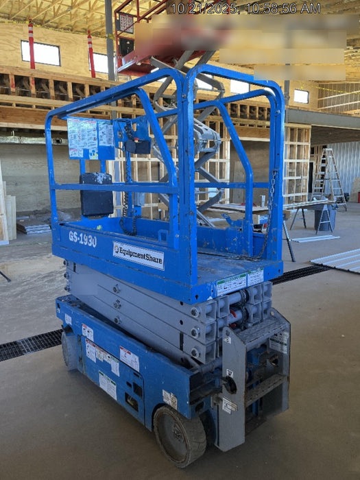 2020 Genie GS-1930 Fixed rails with chain entry gate - Pre A92.20