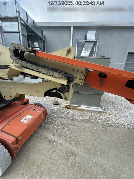 2019 JLG E400AJPN