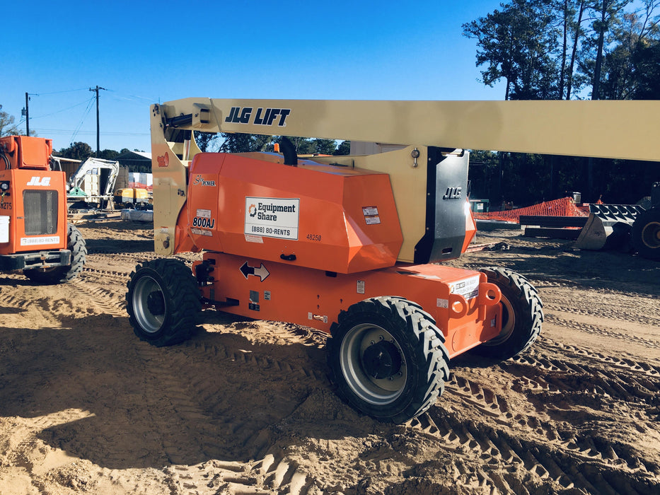 2019 JLG 800AJ
