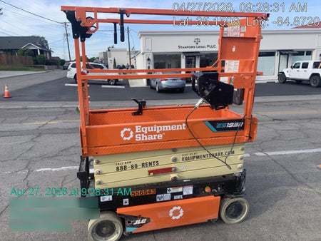 2025 JLG ES1932