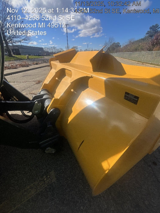 2025 JOHN DEERE 3.75 cu yd Wheel Loader Bucket - John Deere