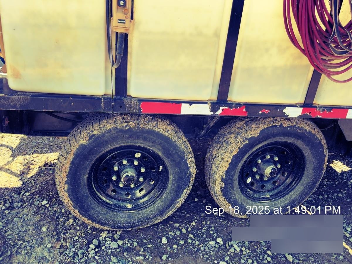 2023 Vac-Tron LP573XDT T4 Koehler Diesel Engine, 500 Gallon Debris Tank, x2 100 Gallon Water Tanks