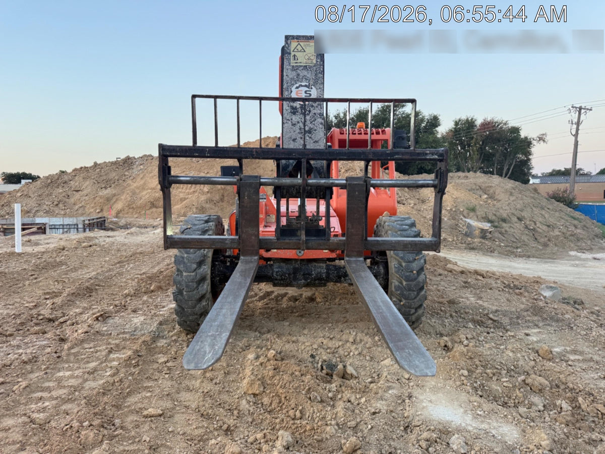 2018 Skytrak 8042 JLG Skytrak 8042, Solid Tires (shipping-Boss), Open ROPS, Beacon and Work Light Package