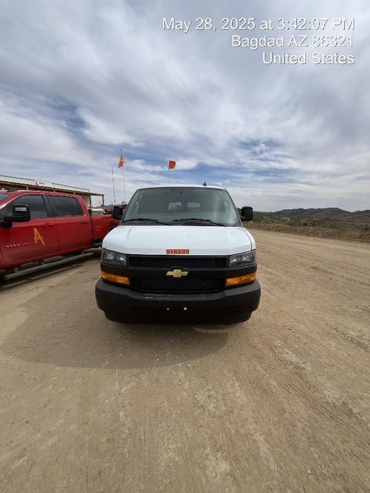 2025 CHEVROLET Express Van - Rental
