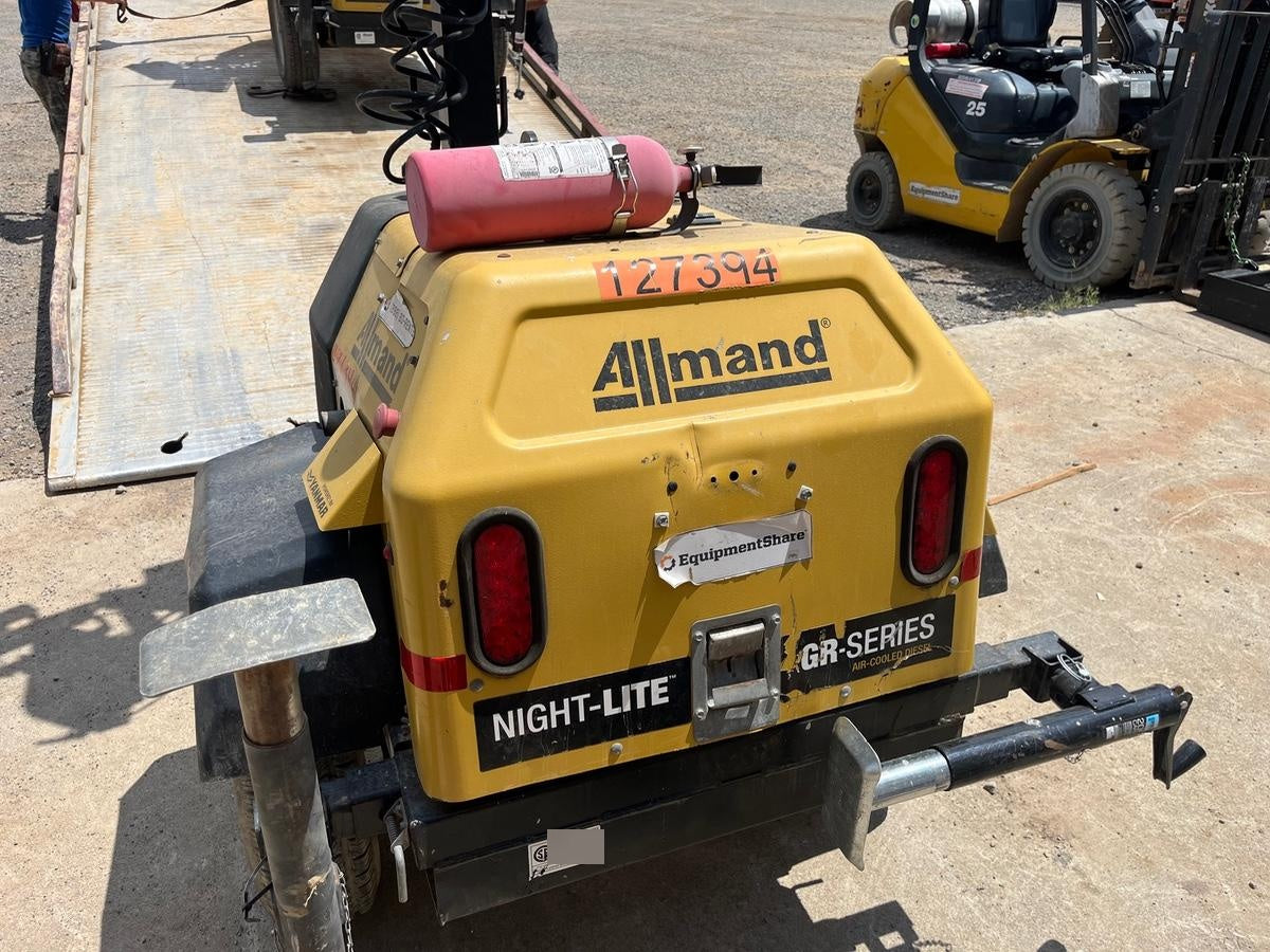 2021 Allmand NLV3GR (4) LED Light Fixture 350W, 23' Vertical Mast, 3kW Prime, Towable, Deep Sea L401, Leveling Jacks, Yanmar T4F 5.8hp