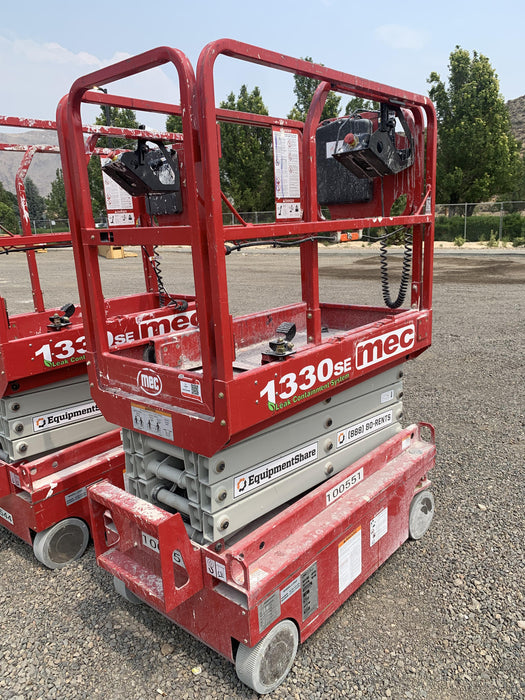 2020 MEC 1330SE Solid NM Tires, Steel Swing out Doors, LCS, Beacon, 900W Invertor