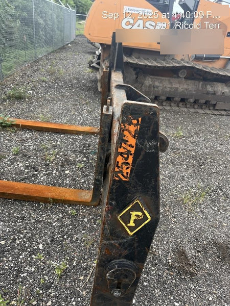 2022 PEMBERTON 72" Utility Forks