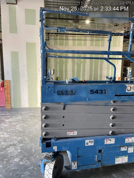 2017 Genie GS-3232 Genie GS3232 Narrow 32' Scissor Lift
