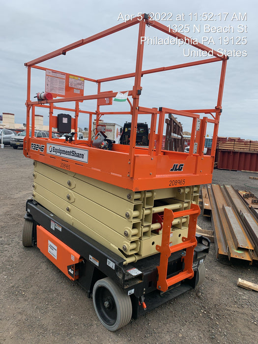 2022 JLG R3246