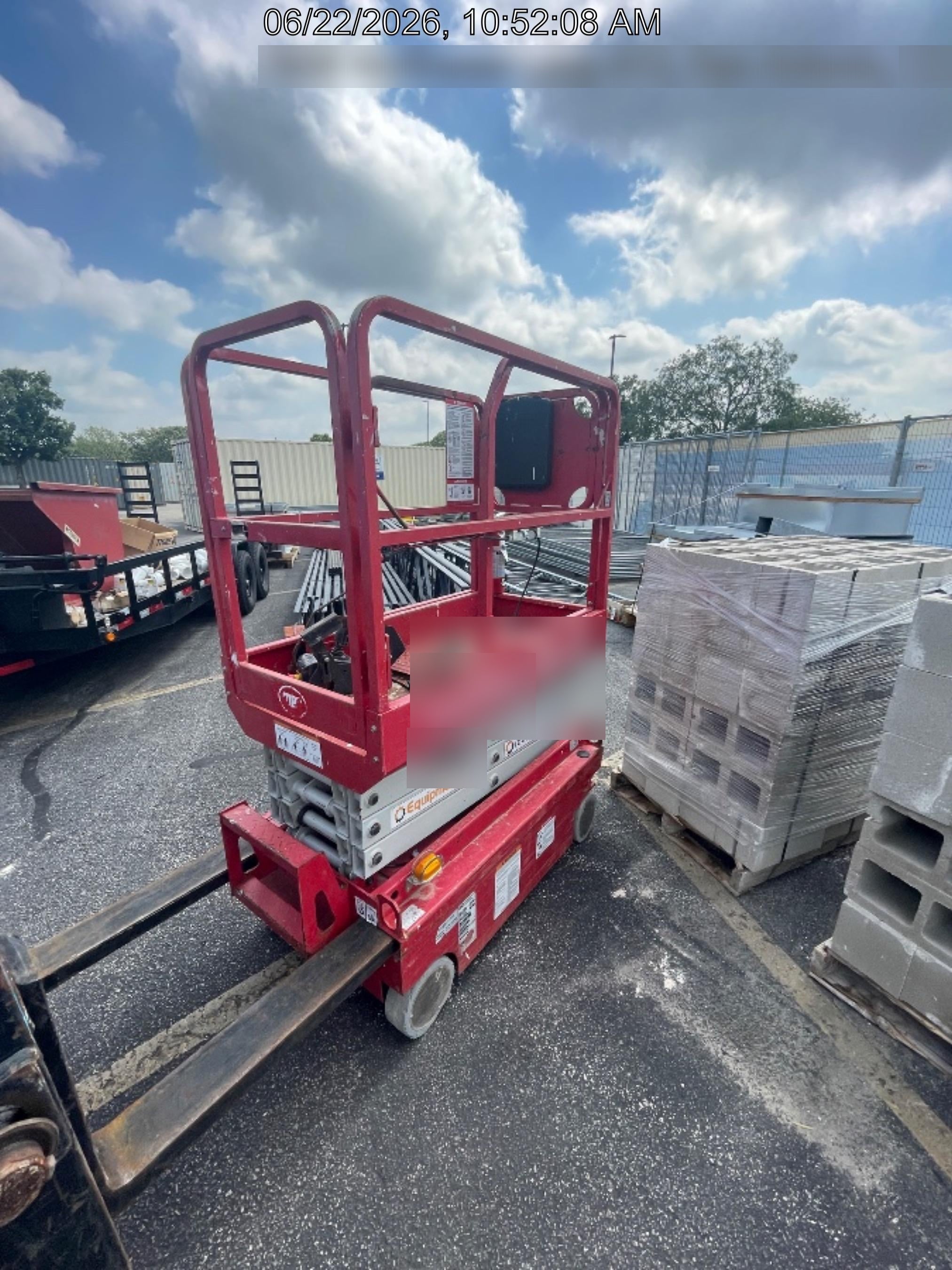 2019 MEC 1330SE MEC 1330SE w/ES Track Hardware, Full Extended 2 Year Warranty