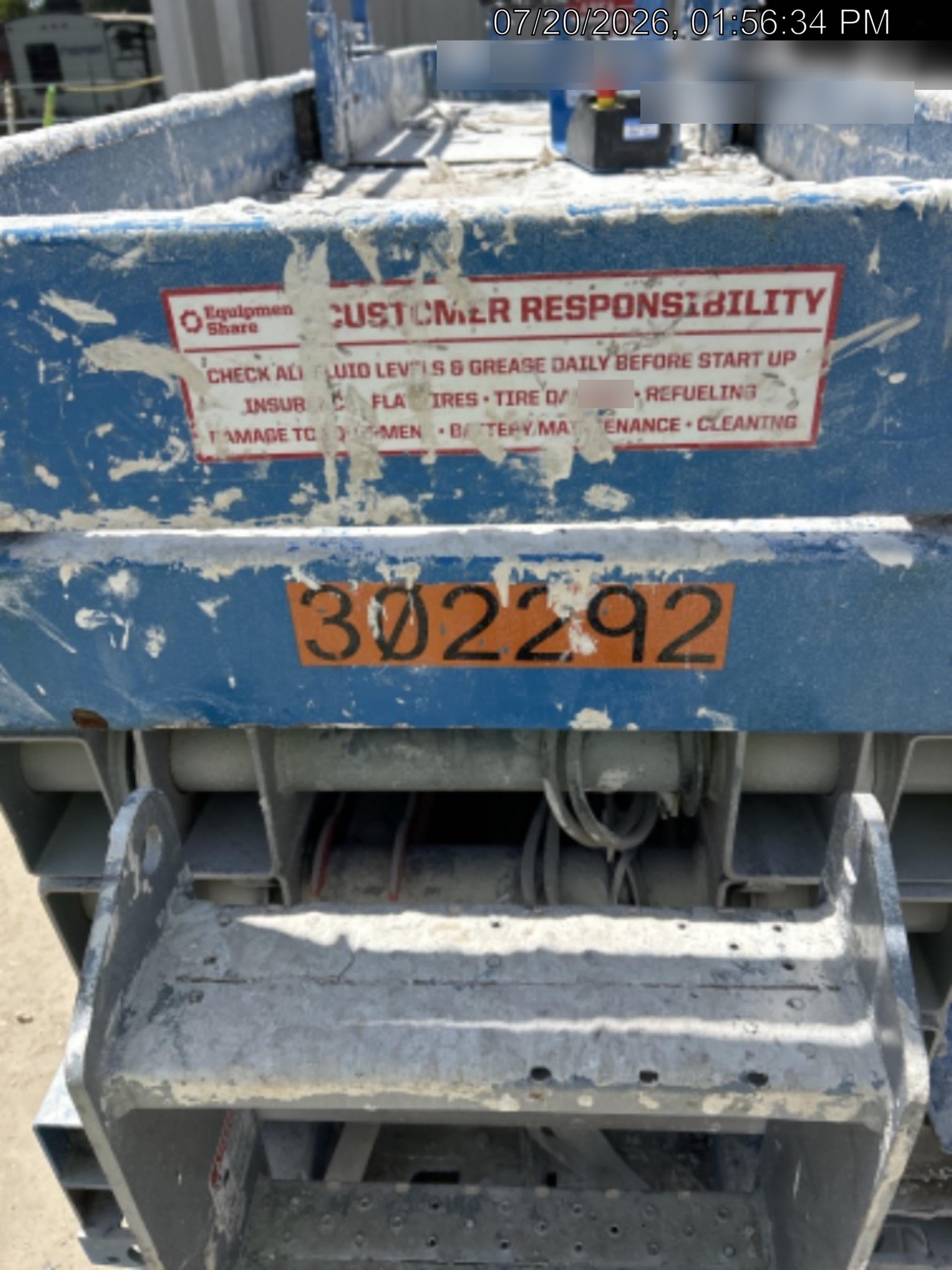 2023 GENIE GS-2632