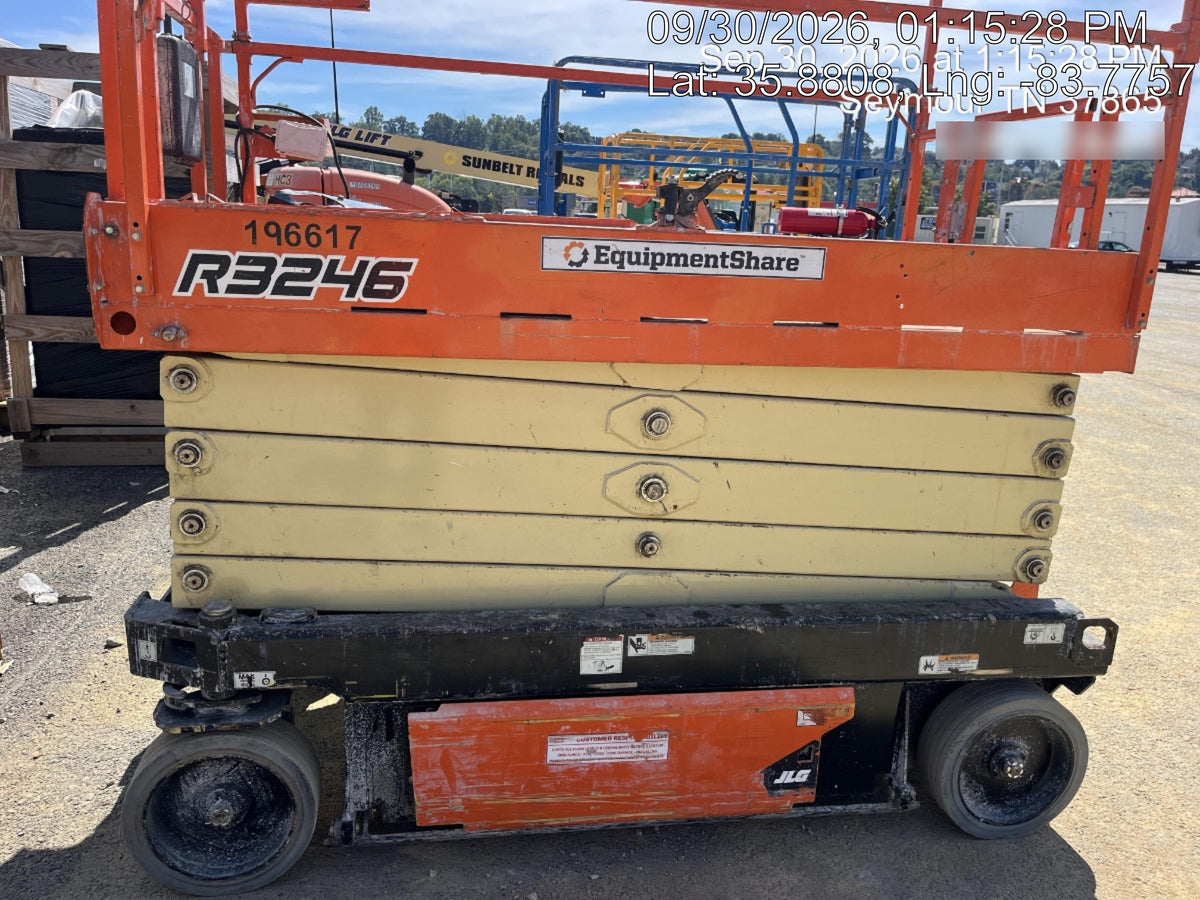 2021 JLG R3246
