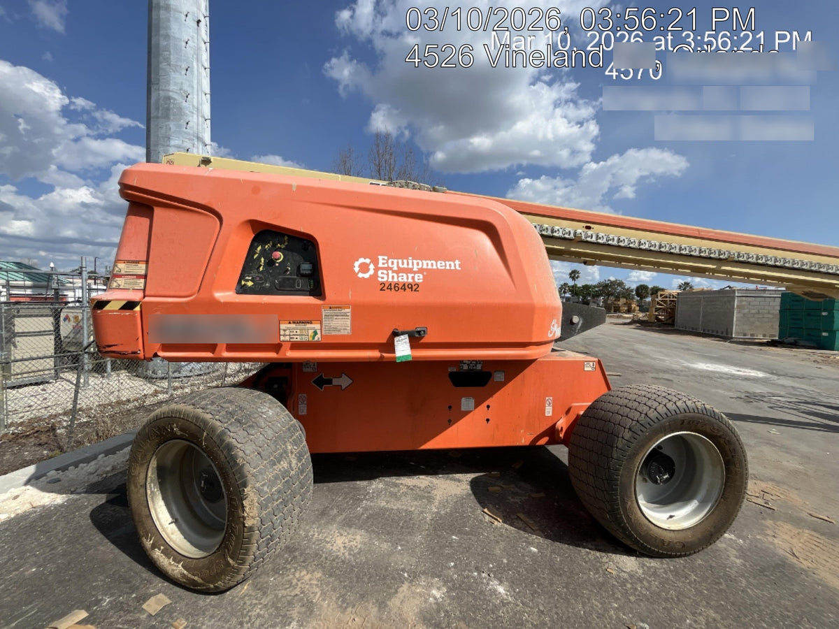 2022 JLG 660SJ