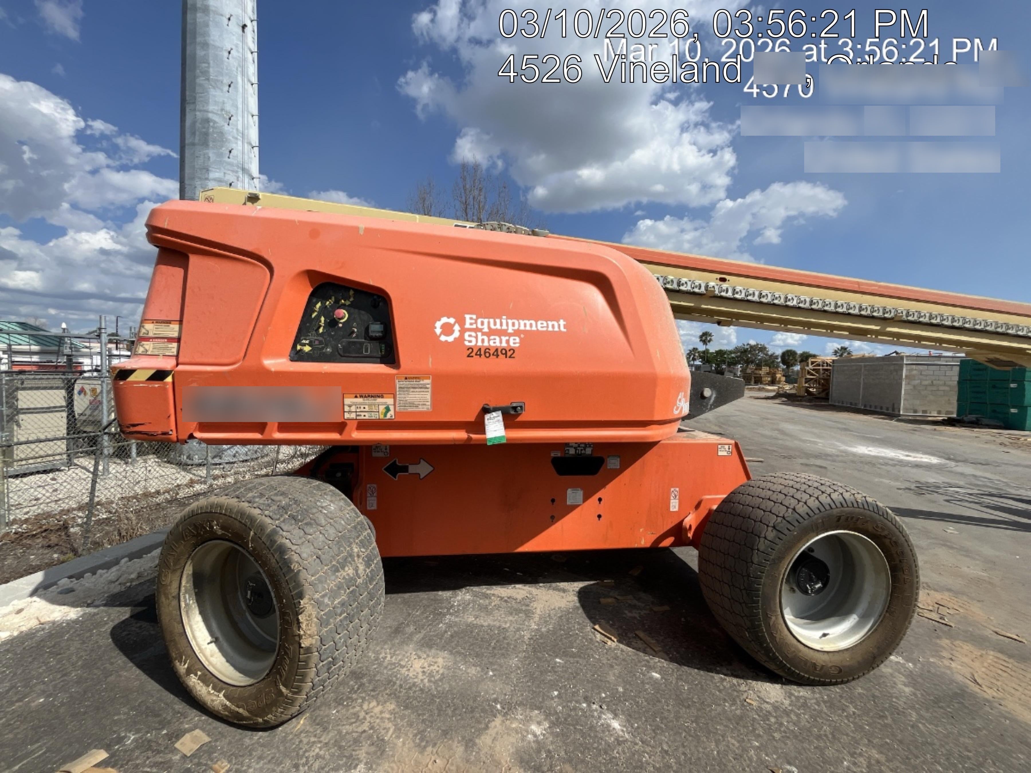 2022 JLG 660SJ