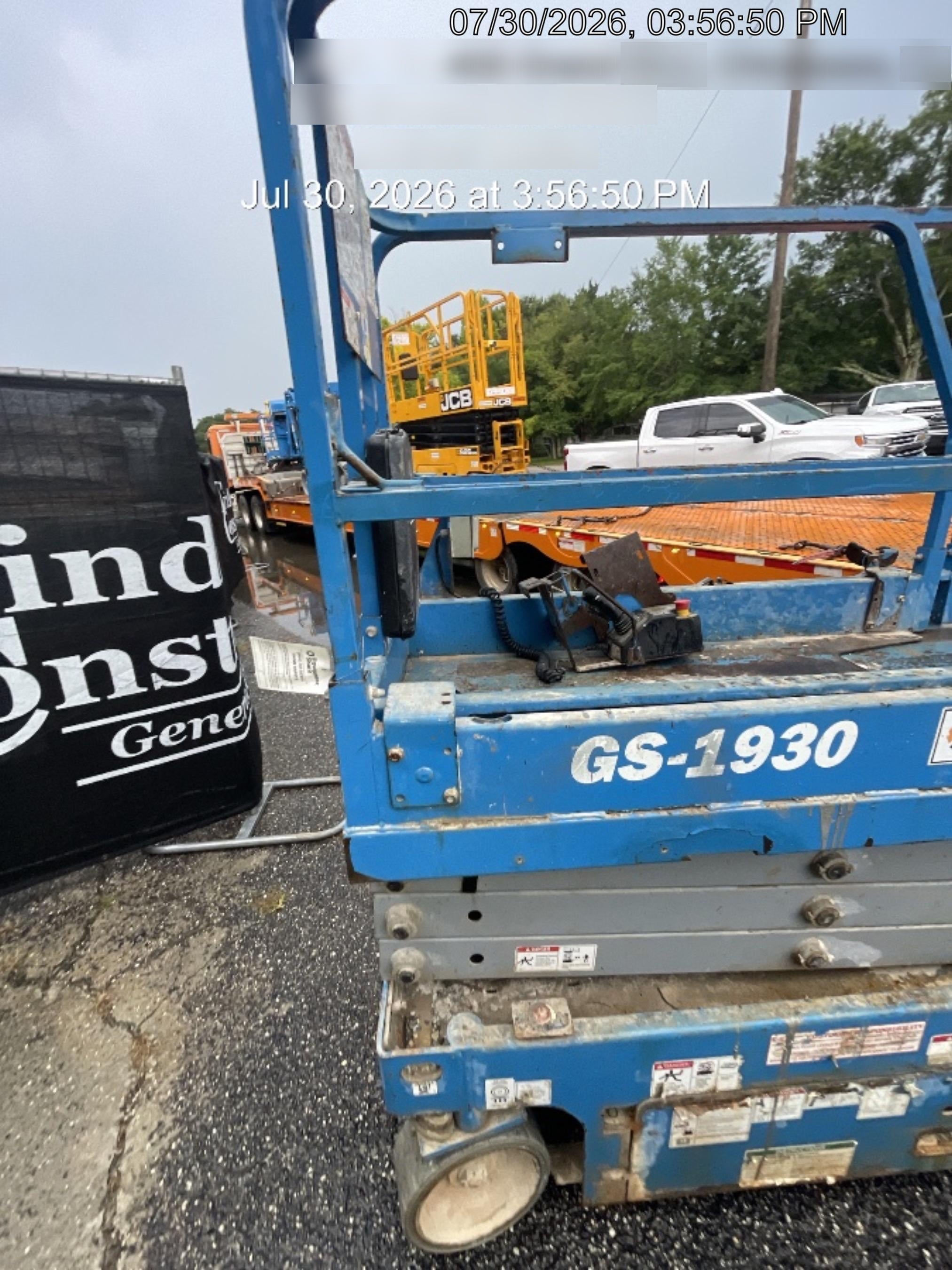 2019 Genie GS-1930 Fixed rails with chain Entry